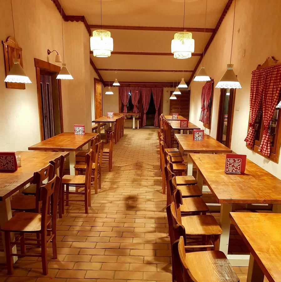 Domacinstvo Cikic Zasavica Exterior foto